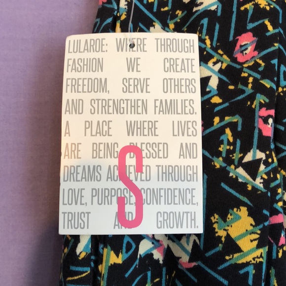 LulaRoe Madison skirt. - Picture 3 of 7